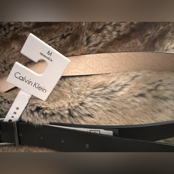 Calvin Klein Reversible Men Belt sz M NWT - Picture 2 of 3